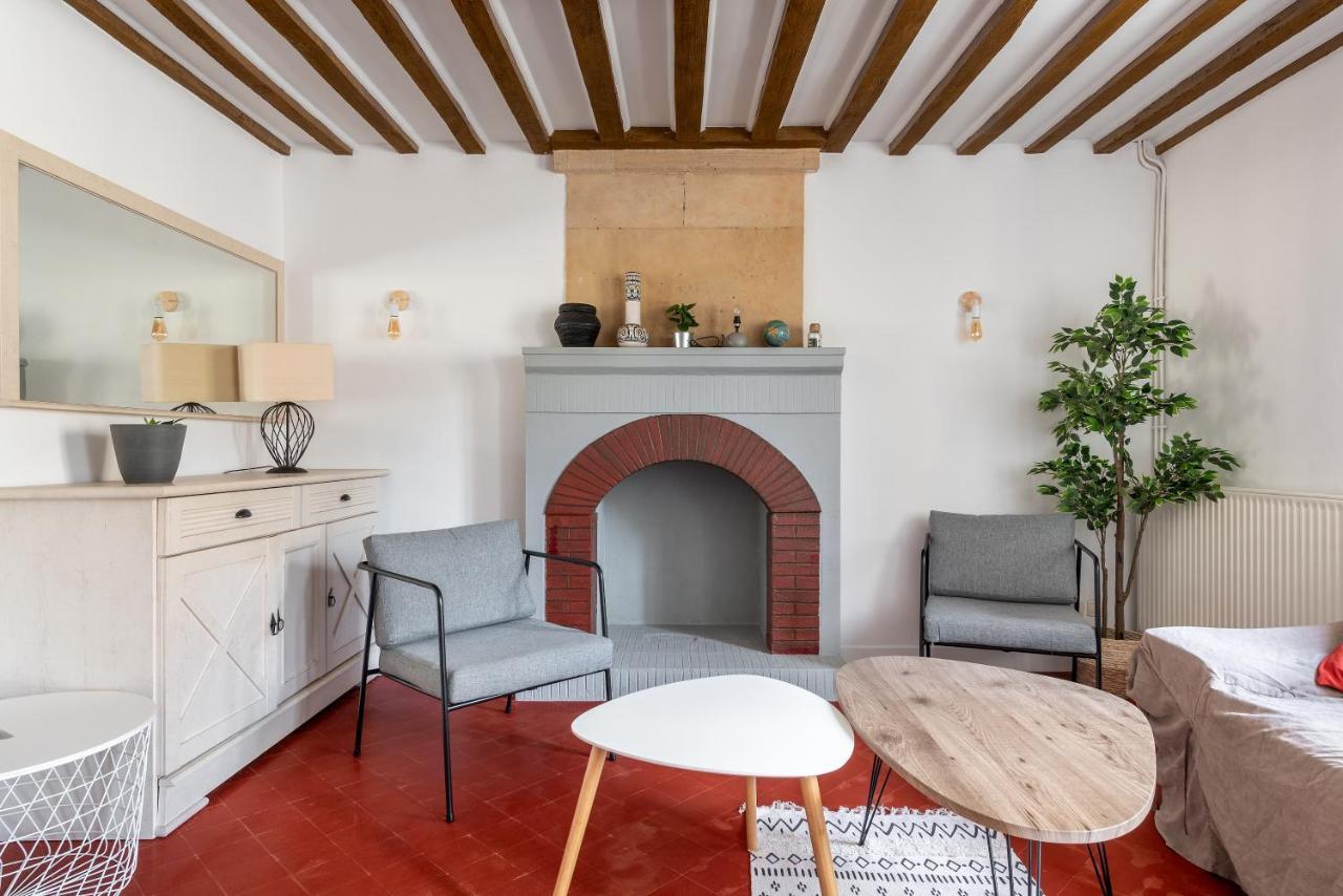 L'Escalier Rouge - Maison Renovee Avec Cour Luc-sur-Mer ภายนอก รูปภาพ